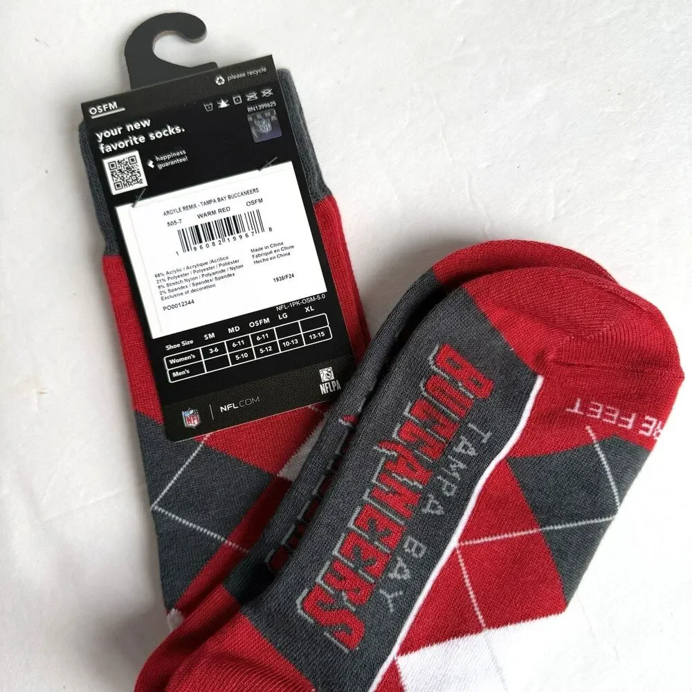 Tampa Bay Buccaneers Argyle Adult Crew Dress Socks OSFM Sz 5-12 Football NWT